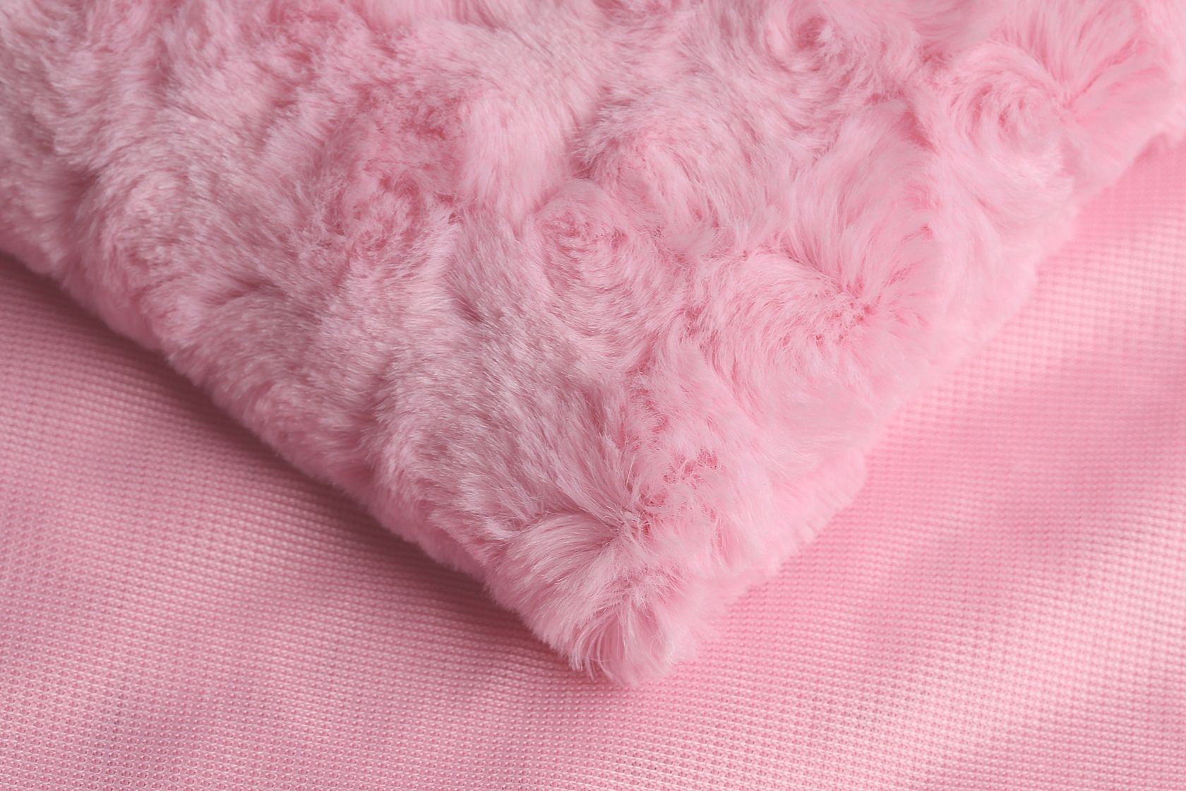 19a Dzianina Sztuczne Futerko Róże 360 g/m²-,,Jasny róż" - Ciepły akcent do wnętrz i odzieży - obrazek 1