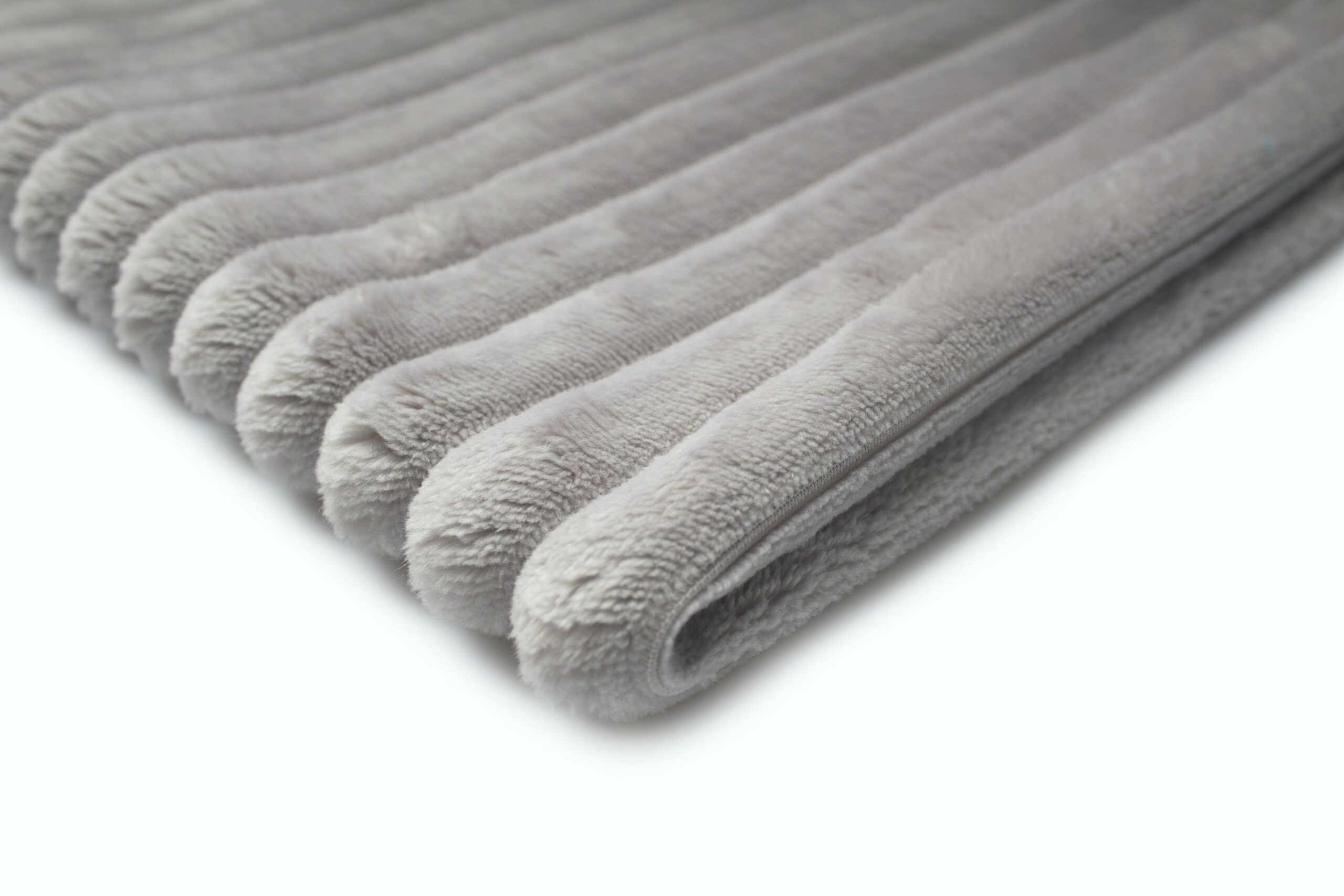 8 Dzianina Minky Paski 1,5 cm 300 g/m² ,,Jasny szary''– Prążkowana struktura, która dodaje elegancji - obrazek 1