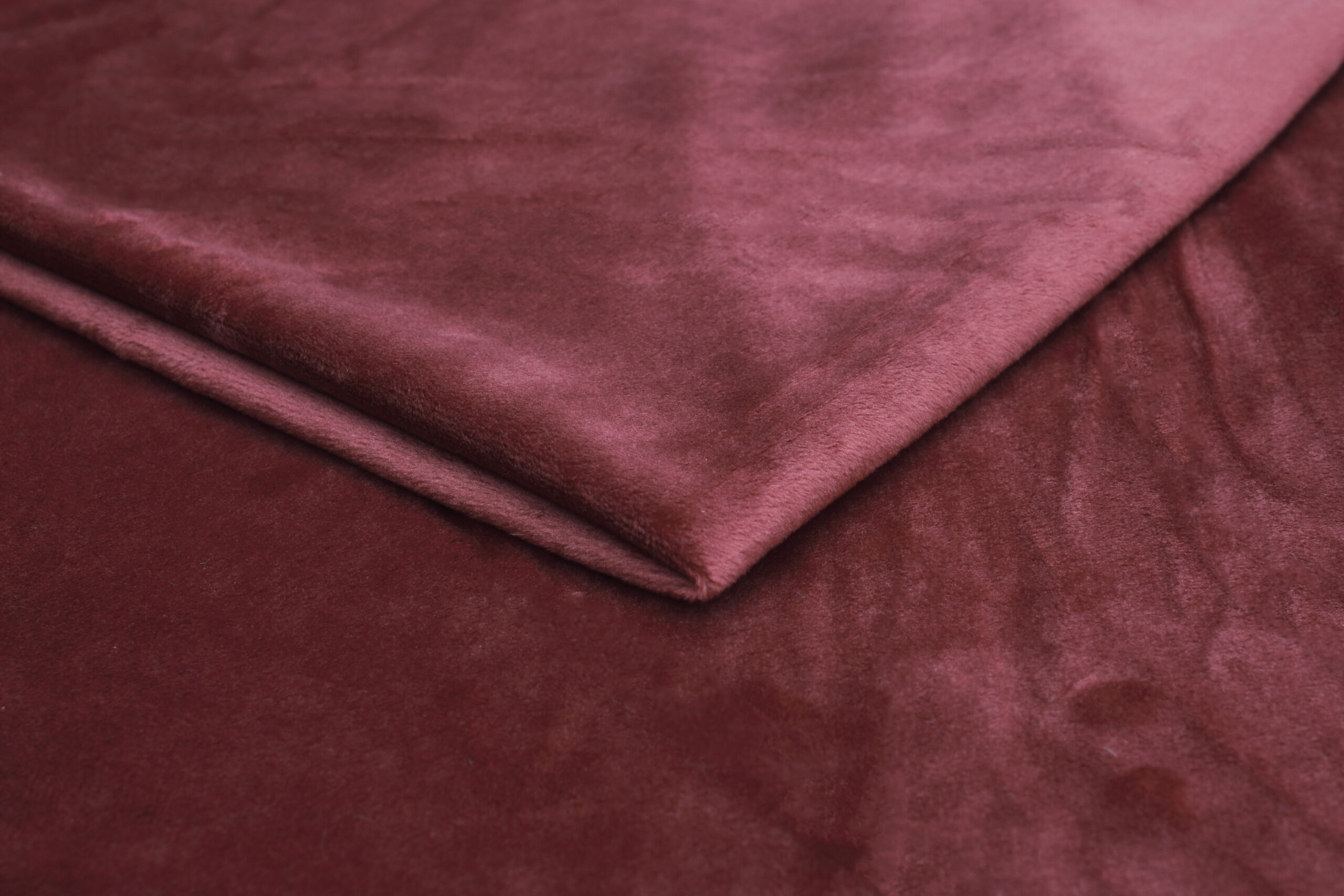 30-3 Dzianina Minky Gładkie 220 g/m² ,,Bordo''– Otulająca Miękkość, Którą Się Kocha - obrazek 1