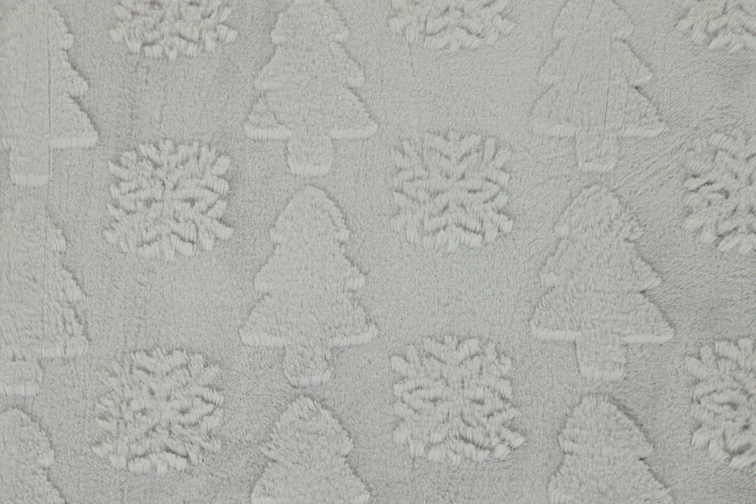 8C Dzianina Minky Plush Wzory 3D 350 g/m² -Wzór CHOINKI ,, Jasny szary'' – Efektowna struktura 3D – dekoracja sama w sobie - obrazek 1