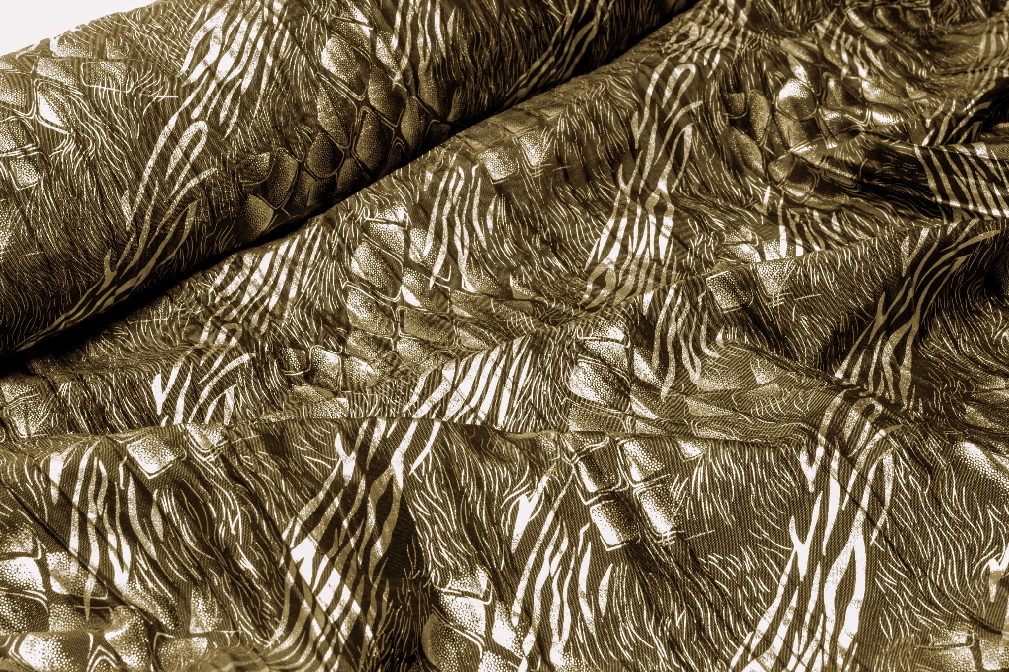 TaftaDrukBrazZloty2 Tkanina Tafta Kreszowana Drkowana 100g/m² ,,Brąz /Złoty''- Zwiewna Forma, Luksusowy Efekt - obrazek 1
